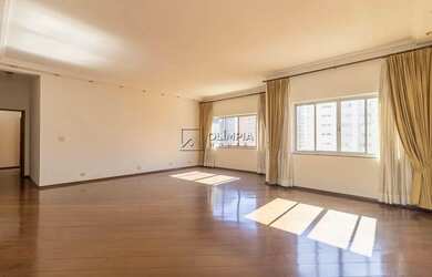 Imagem: O apartamento possui 4 Dormitórios, 3 Banheiros, 1 Vaga na