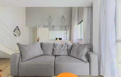 Imagem: O apartamento possui 2 Dormitórios, 3 Banheiros, 2 Vagas na