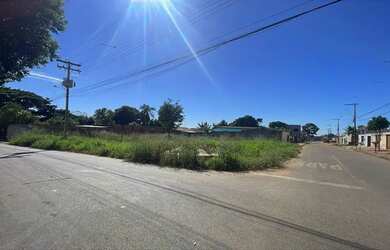 Imagem: O terreno possui 405m² de Área e está localizado em Jardim