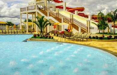 Imagem: O apartamento possui 1 Dormitório, 1 Vaga na garagem e está