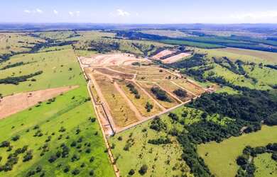 Imagem 1: Terreno em Condomínio para Venda em Senador Canedo, Villa Toscana