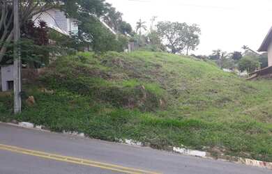 Imagem: O terreno possui 1.020m² de Área e está localizado em Pinheiro