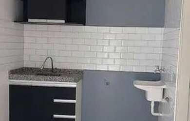 Imagem: O apartamento possui 1 Dormitório, 1 Banheiro, 1 Vaga na garagem