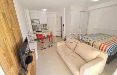 Imagem: O studio possui 1 Dormitório, 1 Banheiro, 1 Vaga na garagem