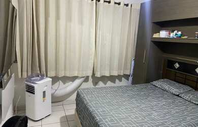 Imagem: O apartamento possui 1 Dormitório, 1 Banheiro, 1 Vaga na garagem