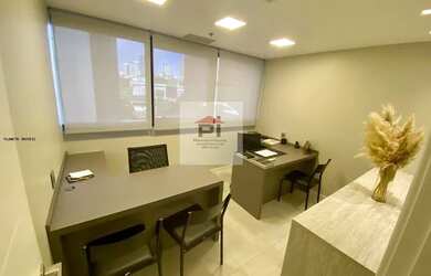 Imagem: O depósito possui 1 Vaga na garagem, 30m² de Área e está