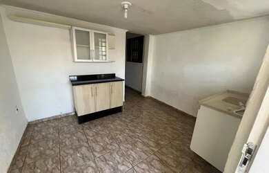 Imagem: A casa possui 2 Dormitórios, 1 Banheiro, 50m² de Área e