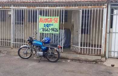 Imagem: A casa possui 2 Dormitórios, 1 Banheiro e está localizado