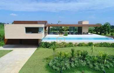 Imagem: A casa em condomínio possui 4 Dormitórios, 5 Banheiros, 5