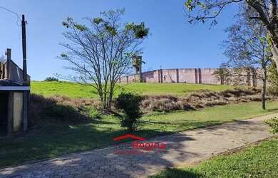 Imagem: O terreno possui 840m² de Área e está localizado em Chácaras