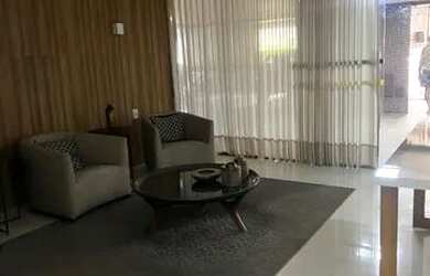 Imagem: O apartamento possui 4 Dormitórios, 2 Banheiros, 2 Vagas na