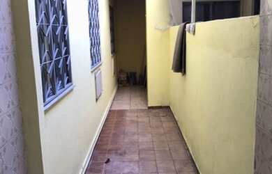 Imagem: A casa possui 2 Dormitórios, 1 Banheiro, 40m² de Área e