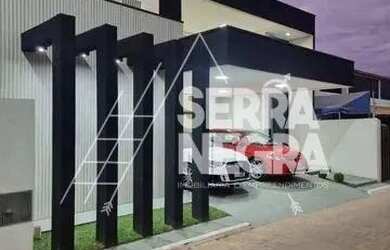 Imagem: A casa em condomínio possui 3 Dormitórios, 3 Banheiros e 180m²