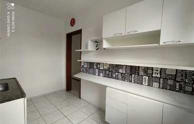 Imagem: Apartamento de 2 quartos na Av. Olegário Maciel quase esquina