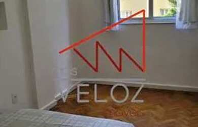 Imagem: O apartamento possui 1 Dormitório, 1 Banheiro, 40m² de Área