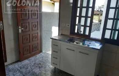 Imagem: A casa possui 2 Dormitórios, 1 Banheiro, 1 Vaga na garagem