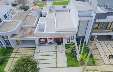 Imagem: A casa em condomínio possui 3 Dormitórios, 5 Banheiros, 4