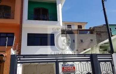 Imagem: A casa possui 3 Dormitórios, 3 Banheiros, 3 Vagas na garagem