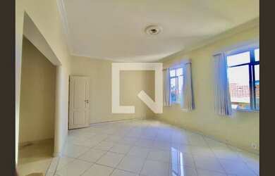 Imagem: O apartamento possui 2 Dormitórios, 1 Banheiro e 102m² de