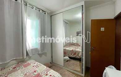 Imagem: A casa possui 3 Dormitórios, 3 Banheiros, 3 Vagas na garagem