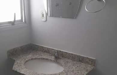 Imagem: O apartamento para alugar possui 2 Dormitórios, 1 Banheiro