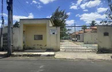 Imagem: A casa possui 1 Dormitório, 1 Banheiro, 1 Vaga na garagem