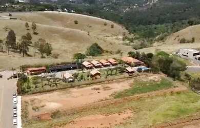 Imagem: O terreno possui 3.008m² de Área e está localizado em Loteamento