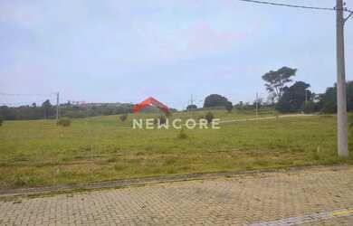 Imagem: O terreno possui 300m² de Área, Imóvel novo e está localizado