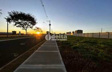 Imagem 6: Terreno disponível para venda 275 m² no bairro Grand Ville em Uberlândia-MG