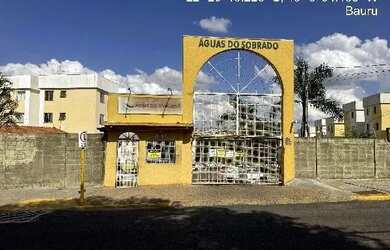 Imagem: O apartamento possui 1 Dormitório, 1 Banheiro, 1 Vaga na garagem