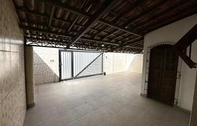 Imagem 2: EXCELENTE CASA NO BAIRRO TOMBA COMPOSTA DE 3/4 COM SUÍTE NO CONJUNTO...