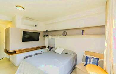 Imagem: O apartamento possui 1 Dormitório, 1 Banheiro, 27m² de Área