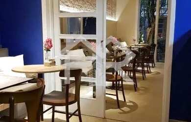 Imagem 4: Casa Residencial/Comercial para venda na Av. Bastian bairro Menino Deus...