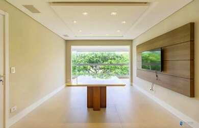 Imagem 2: Luxuoso Apartamento Mobiliado no Água Verde para venda e locação com...