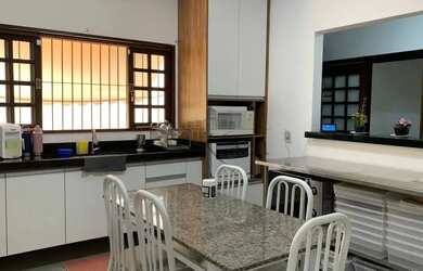 Imagem 9: Oportunidade - Casa - Bosque dos Eucaliptos - 3 Dormitórios - 250m²