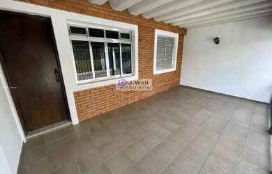 Imagem: A casa possui 2 Dormitórios, 1 Banheiro, 1 Vaga na garagem