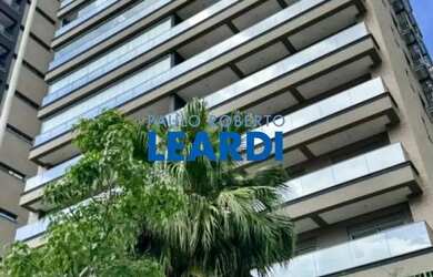 Imagem: O apartamento possui 3 Dormitórios, 4 Banheiros, 2 Vagas na