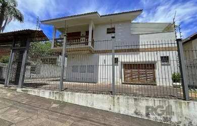 Imagem: A casa em condomínio possui 3 Dormitórios, 2 Banheiros, 2