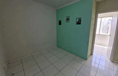 Imagem: O apartamento possui 1 Dormitório, 1 Banheiro, 32m² de Área