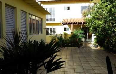 Imagem: O quarto está localizado em Cornélio Procópio, PR para alugar