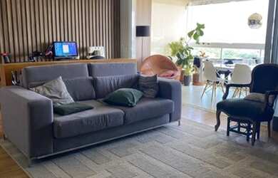 Imagem: O apartamento possui 3 Dormitórios, 5 Banheiros, 2 Vagas na