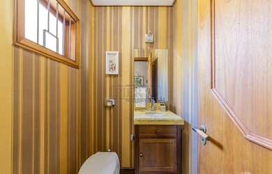 Imagem: A casa em condomínio possui 3 Dormitórios, 3 Banheiros, 2