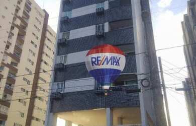 Imagem: O apartamento possui 3 Dormitórios, 1 Banheiro, 2 Vagas na