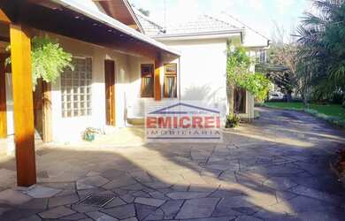 Imagem: EMICREI VENDE - Bela casa 3 dormitórios (1 tipo suíte com