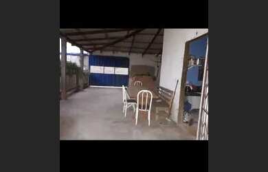 Imagem 3: Vendo essa casa. 275m² de Área, 5 Vagas na garageme2 Dormitórios