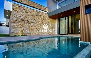 Imagem: A casa em condomínio possui 4 Dormitórios, 5 Banheiros, 4