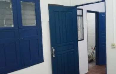 Imagem: A casa possui 2 Dormitórios, 1 Banheiro, 1 Vaga na garagem