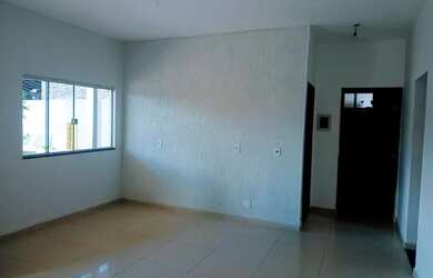 Imagem: A casa em condomínio possui 2 Dormitórios e está localizado