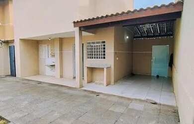 Imagem: A casa em condomínio possui 3 Dormitórios, 4 Banheiros, 2