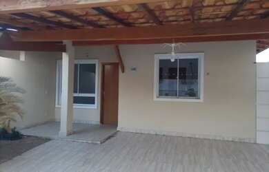 Imagem: A casa em condomínio possui 2 Dormitórios, 2 Banheiros e 2